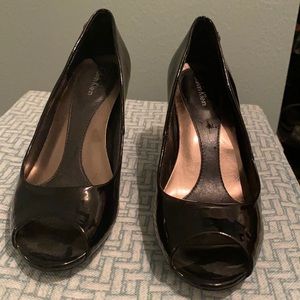 Size 6.5 black patent leather peep toe heels